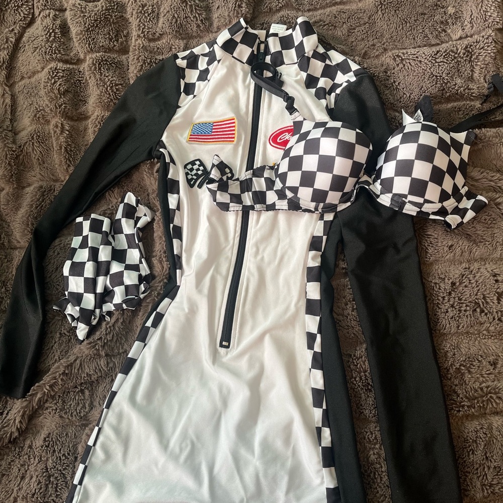 Fashion Nova Black and White Race Car Driver Costume